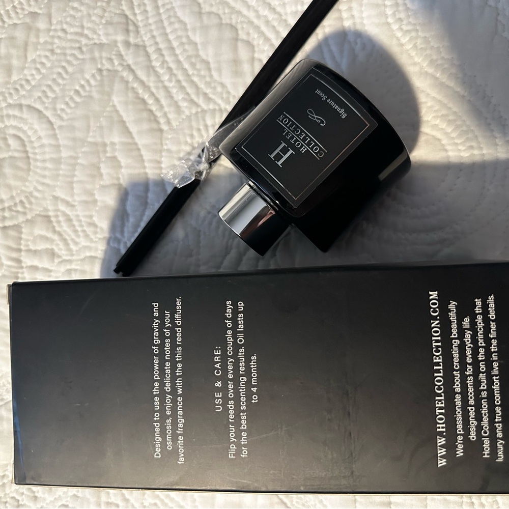 Hotel Collection Black Reed Diffuser Set with Matching Box, Autumn Pine - Picture 4 of 7